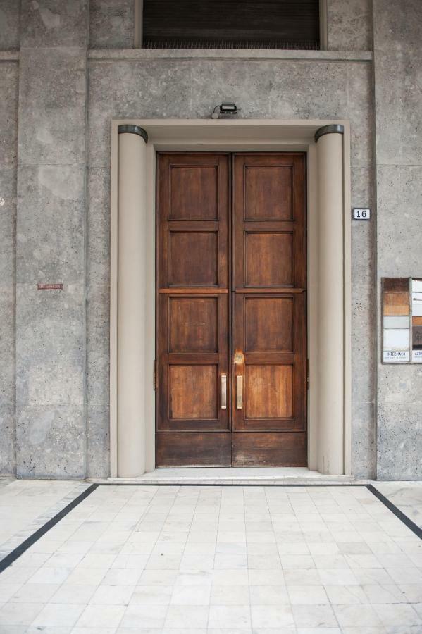 Amendola Central Station Болоня Екстериор снимка